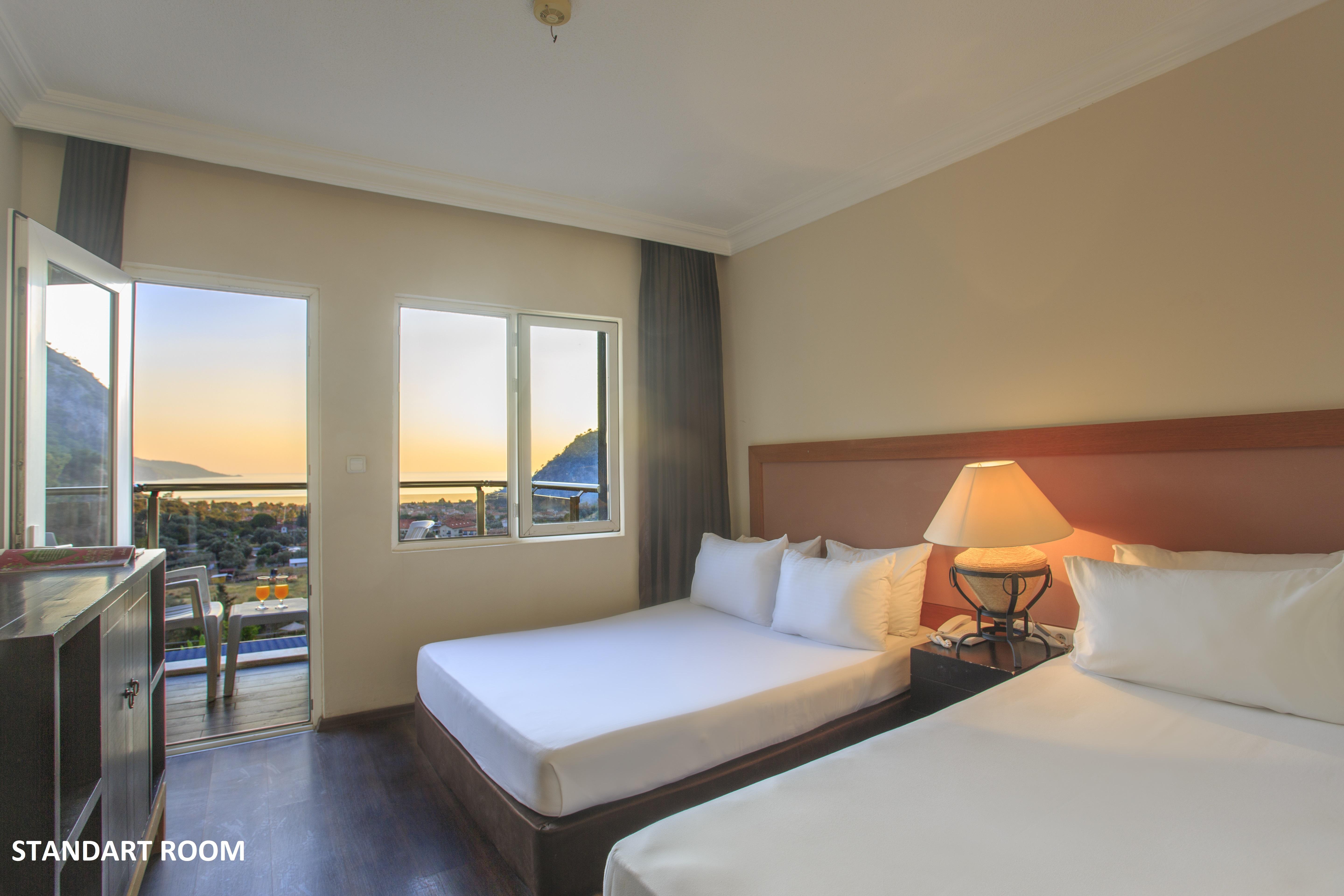 Manaspark Deluxe Hotel 올루데니스 외부 사진