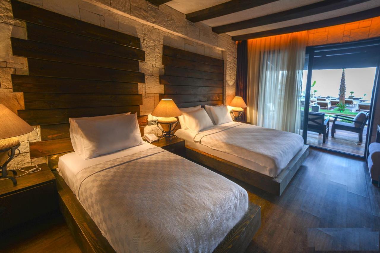 Manaspark Deluxe Hotel 올루데니스 외부 사진
