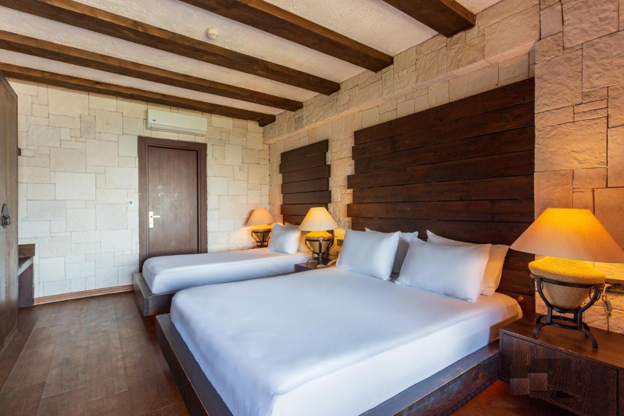 Manaspark Deluxe Hotel 올루데니스 외부 사진